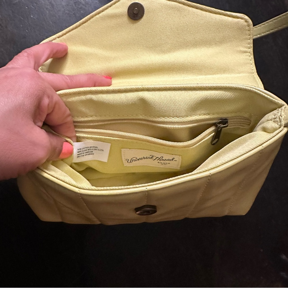 Universal Thread Envelope Crossbody Bag - image 4